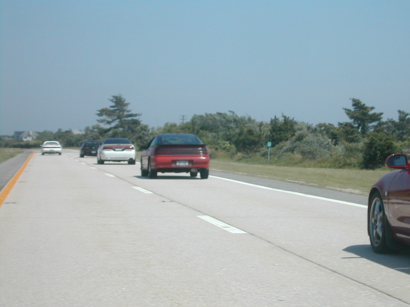 DSCN3168 line o cars.JPG