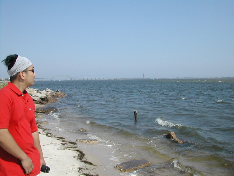 DSCN3219 jim on beach.JPG