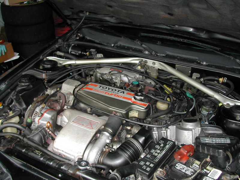 DSCN3297 enginebay F.JPG