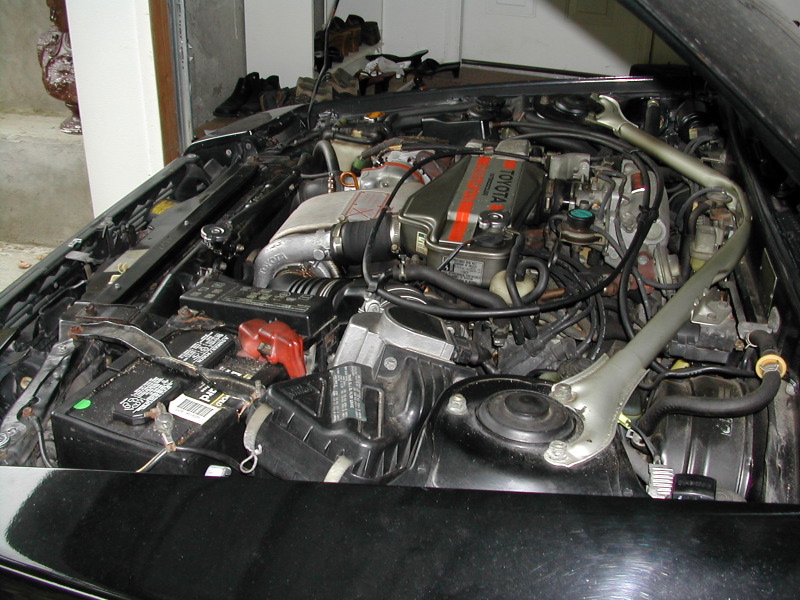 DSCN3298 enginebay L.JPG
